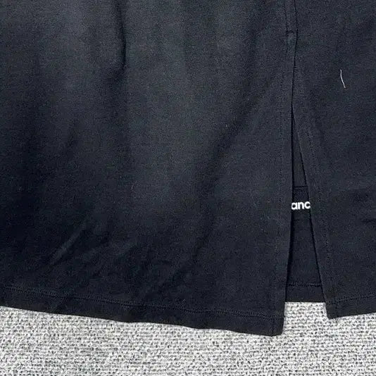 [BUNJANG] New Balance Black Logo Functional Skirt S / 뉴발란스 블랙 로고 기능성 스커트 S