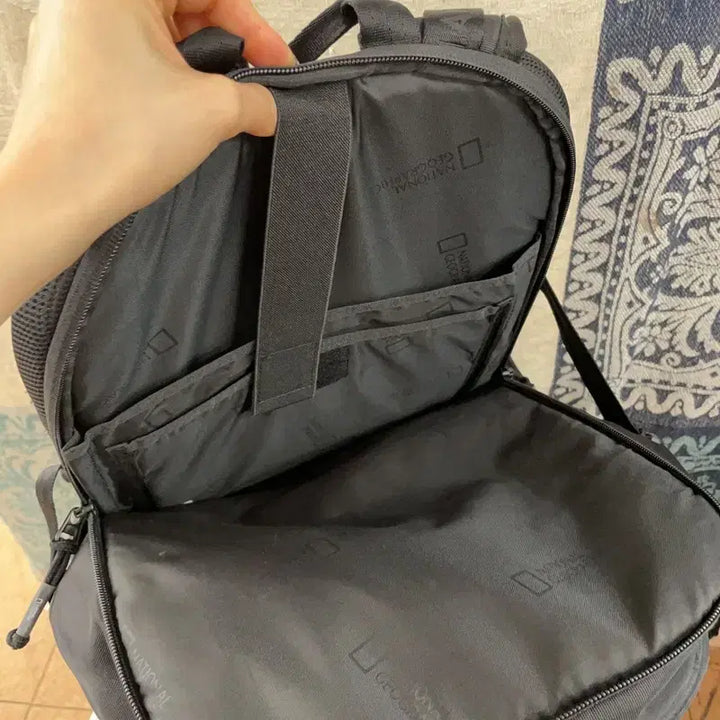 [BUNJANG] National Geographic Outdoor Black Backpack / [F] 내셔널지오그래픽 아웃도어 블랙 신학기 백팩 학생용 책가방