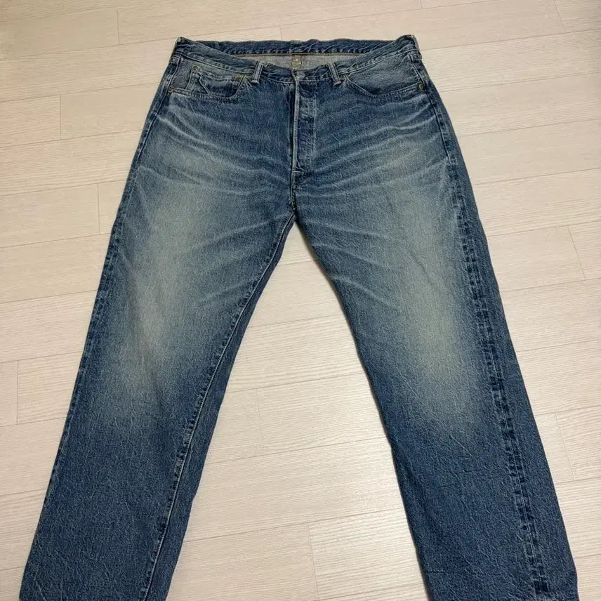[BUNJANG] Warehouse 1101 Secondhand Light Indigo Jeans / 웨어하우스 1101 세컨핸드 라이트인디고 38