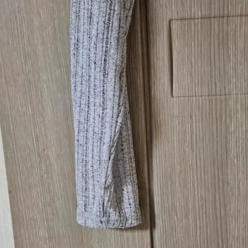 [BUNJANG] Partor Liv Crop Cardigan / 파트오르 리브 크롭 가디건 M