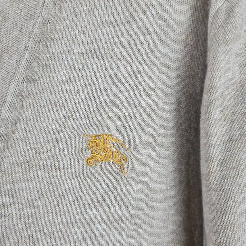 [SOLD OUT] [무료배송]버버리 블랙라벨 3 (100-105) 남성 브이넥 가디건 정품