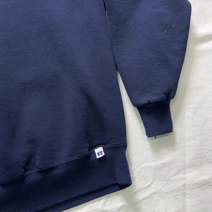 [SOLD OUT] 90s 러셀 에슬레틱 블랭크 스웻셔츠 USA