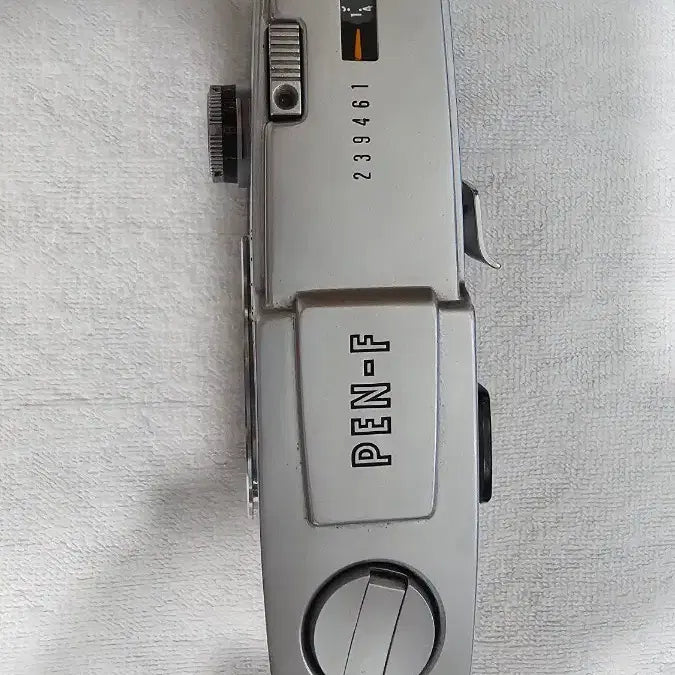 [BUNJANG] Olympus Pen F Half Frame Film Camera with Zuiko 38mm f/1.8 Lens / 올림푸스 pen f 하프 필름카메라 팝니다.