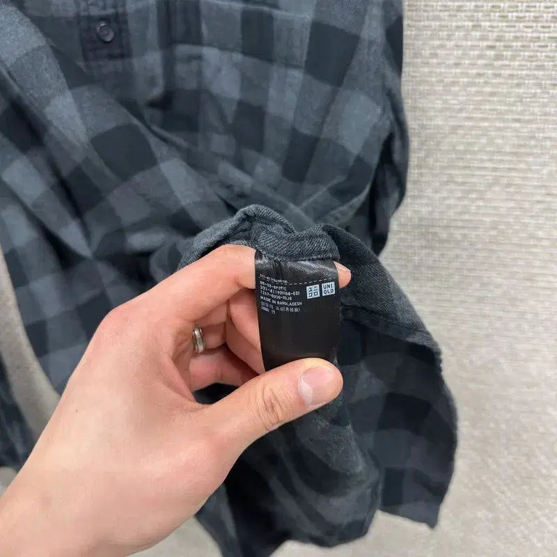 [BUNJANG] Uniqlo Plaid Flannel Long Sleeve Shirt XL / 유니클로 캐주얼 체크 플란넬 긴팔 셔츠 XL A09258
