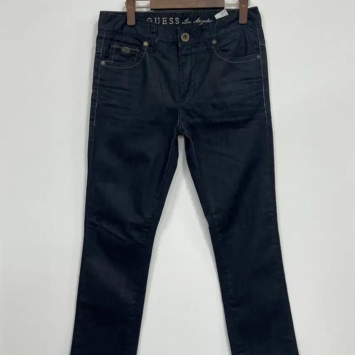 [BUNJANG] Guess Gold Logo Skinny Fit Black Denim Jeans / [30] 게스 금장 로고 스키니핏 흑청 데님 팬츠 청바지