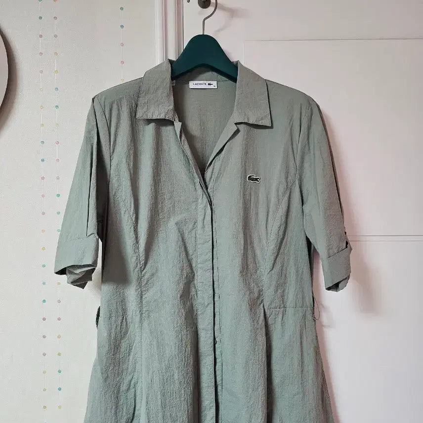 [SOLD OUT] 라코스테 여성 플레어 반팔 셔츠 원피스
