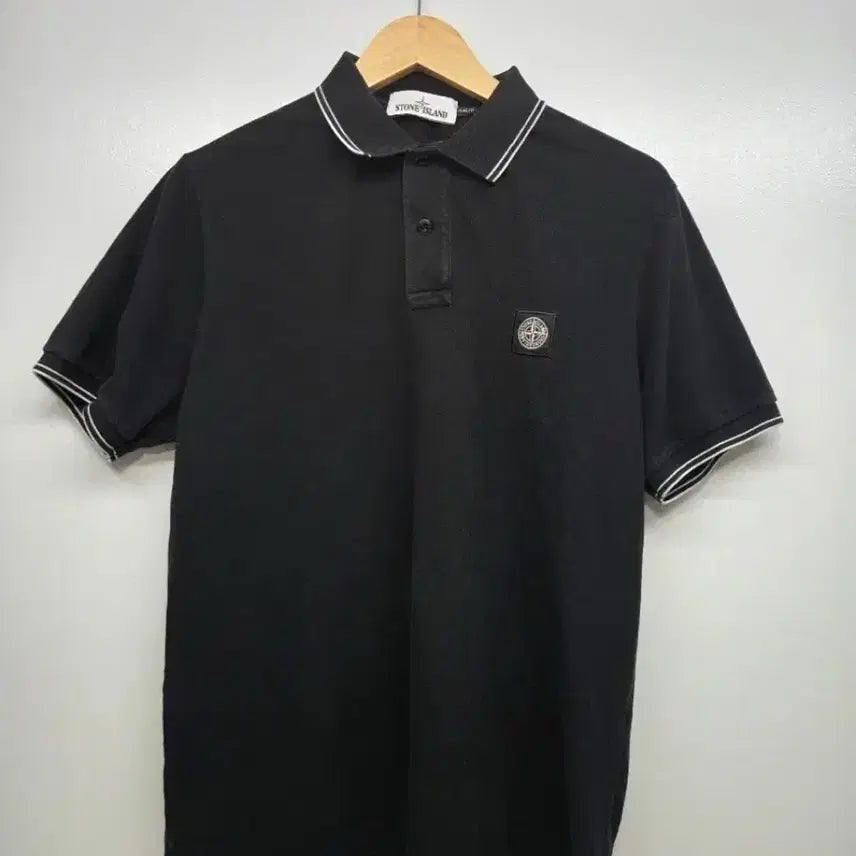 [SOLD OUT] 스톤아일랜드 블랙 반팔 카라티xl