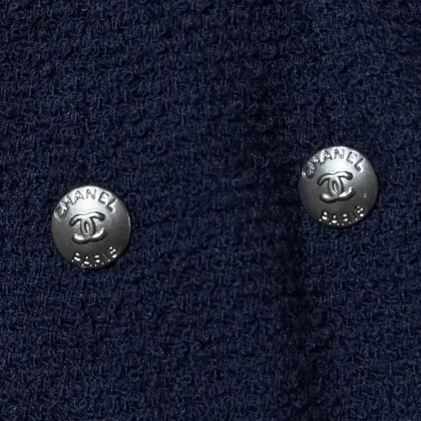 [BUNJANG] Chanel 97AW Coco Button Tweed Skirt / 샤넬 97AW 코코버튼 트위드 스커트