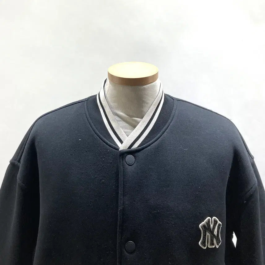 [BUNJANG] MLB Neoprene Baseball Jumper - Black, Size M / MLB 공용 네오플렌 베이스볼점퍼 M 영구제 중고장터