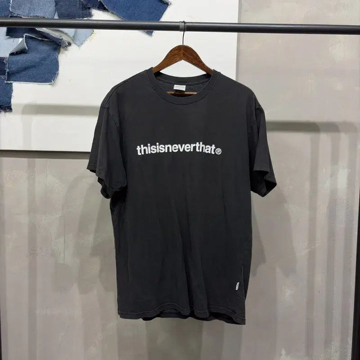 [BUNJANG] thisisneverthat Street Logo Printed Short Sleeve T-shirt / (105) 디스이즈네버댓 스트릿 로고 프린팅 반팔 티