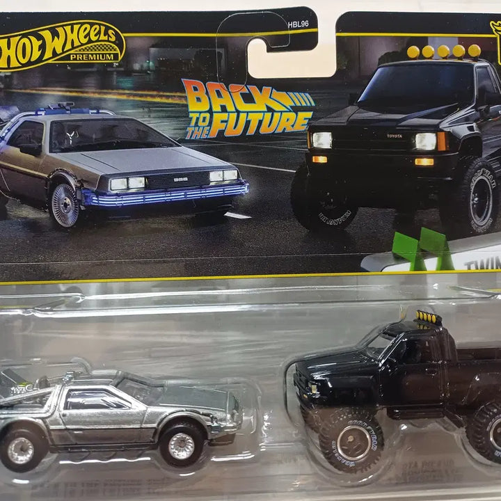 [BUNJANG] Hot Wheels Back to the Future DeLorean Time Machine &amp; Toyota Pickup Truck 2-Pack / 핫휠 백투더퓨처 드로리안타임머신+토요타픽업트럭 2팩 레어템 미개봉 새상품