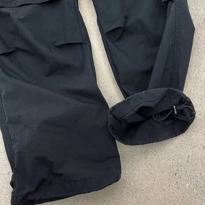 [BUNJANG] Juun.J 24SS Velcro Strap Cargo Pants / 준지 24ss 벨크로 스트랩 카고 팬츠