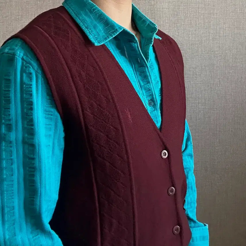 [BUNJANG] YSL Burgundy Button Knit Vest / YSL 입생로랑 버건디 버튼 니트 베스트