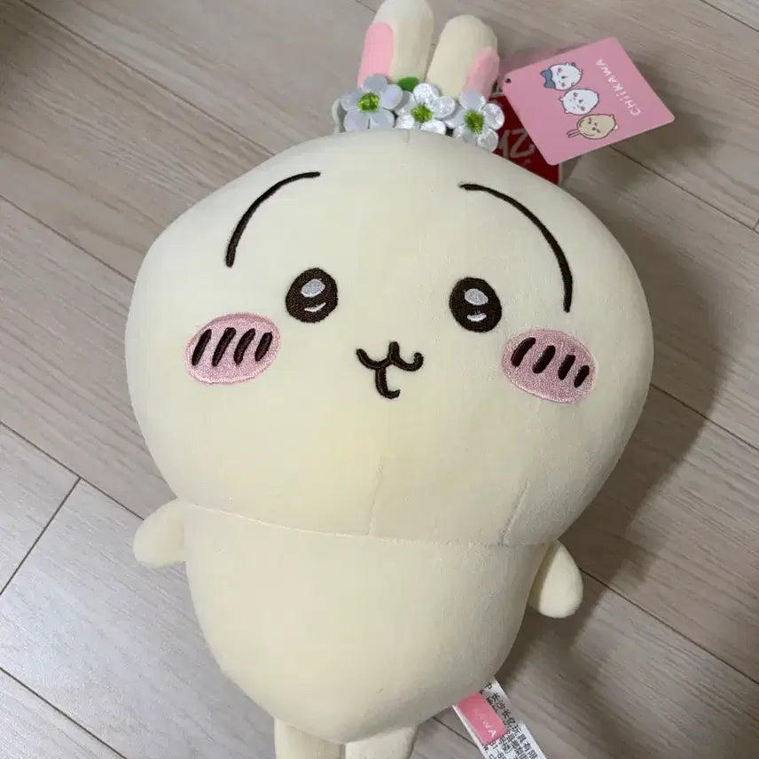 [SOLD OUT] 치이카와 우사기 인형 꽃장식 봉제인형