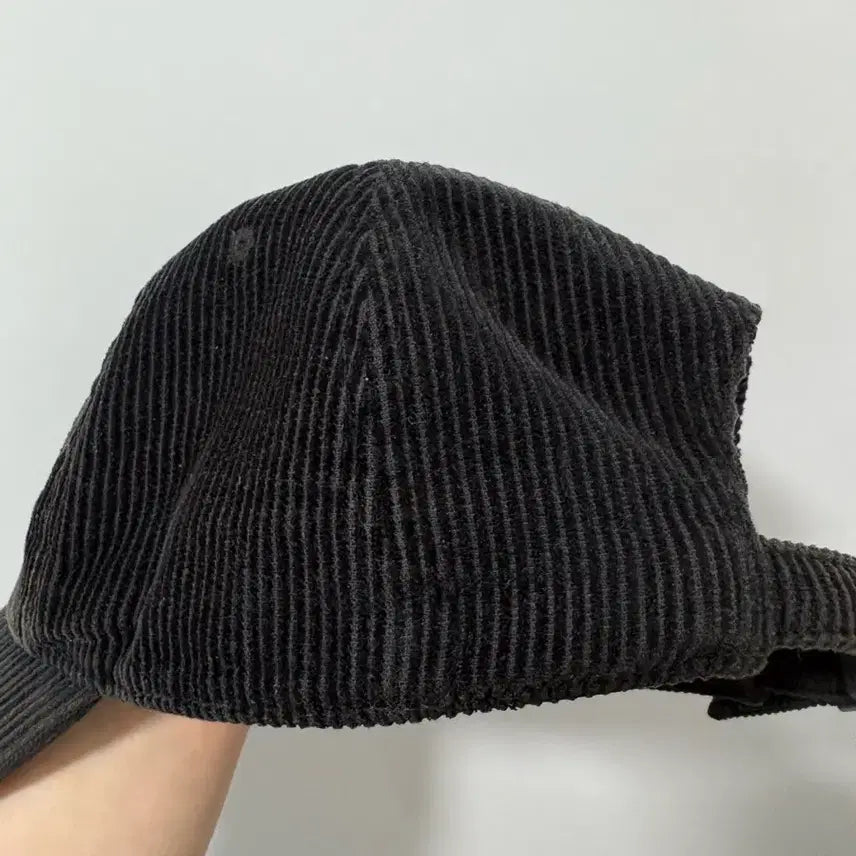 [SOLD OUT] 나이키 슈프림 코듀로이 볼캡