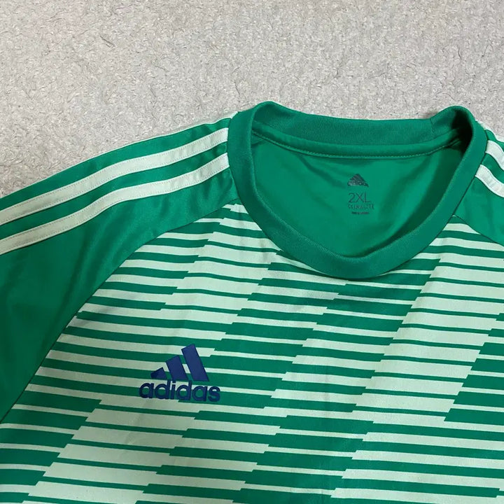 [BUNJANG] Adidas Striped Functional T-shirt (2XL) / 아디다스 삼선 스트라이프 반팔 티셔츠 기능성 2xl