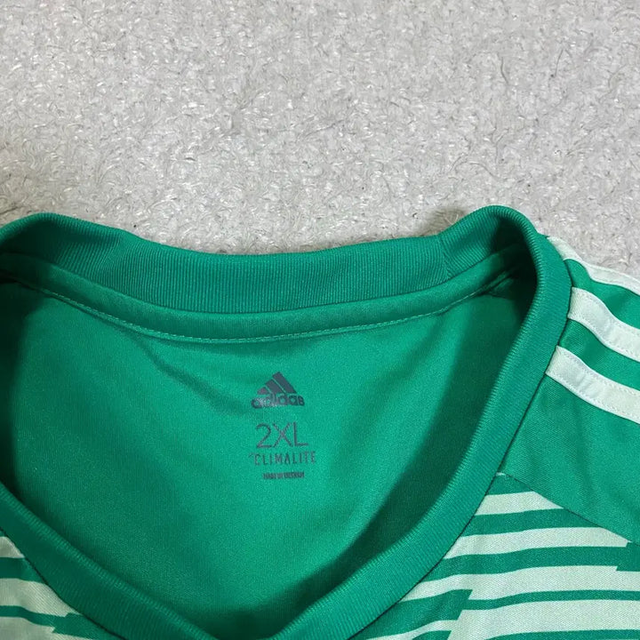 [BUNJANG] Adidas Striped Functional T-shirt (2XL) / 아디다스 삼선 스트라이프 반팔 티셔츠 기능성 2xl