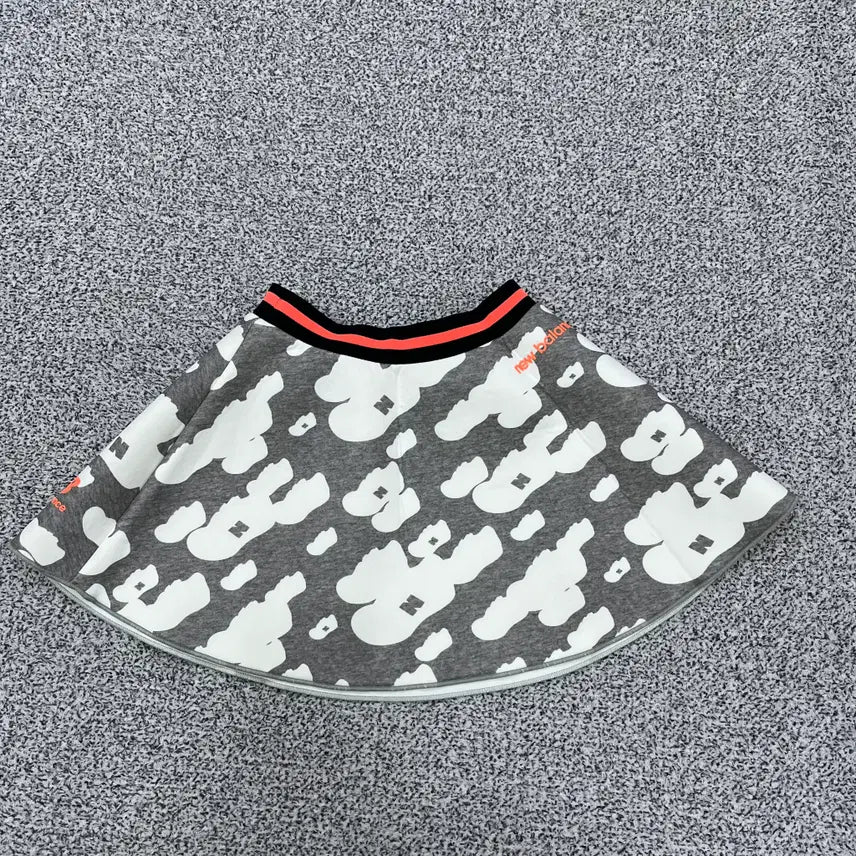 [SOLD OUT] 110 뉴발란스 키즈 치마 0410M