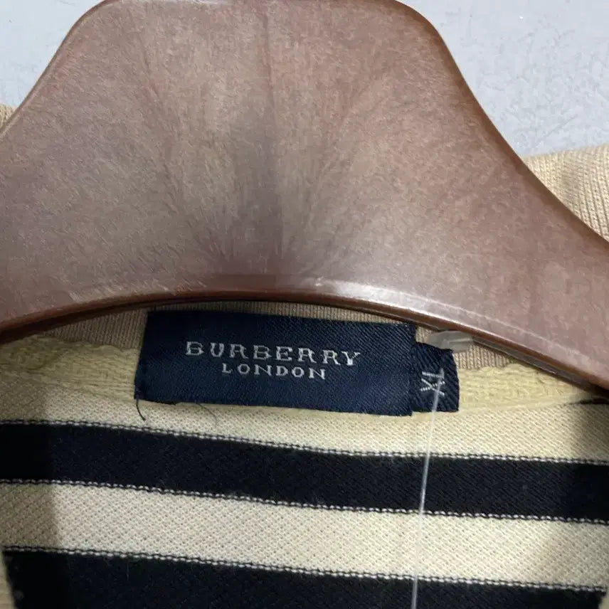 [BUNJANG] Burberry Striped Collar Short Sleeve Shirt / 버버리 스트라이프 카라 반팔 H2446