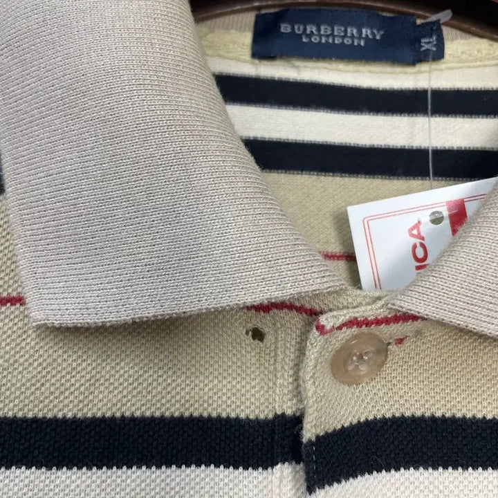 [BUNJANG] Burberry Striped Collar Short Sleeve Shirt / 버버리 스트라이프 카라 반팔 H2446