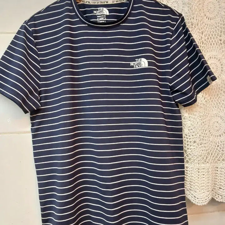[SOLD OUT] 노스페이스 스트라이프 반팔 티셔츠 90