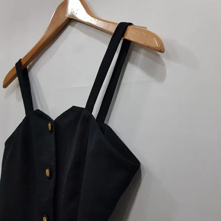 [BUNJANG] Vintage Black Gold Button Bustier Crop Top Blouse (Women&