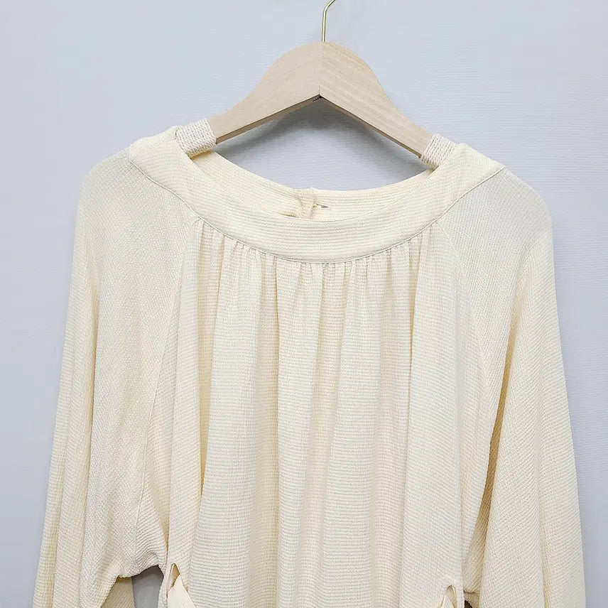 [BUNJANG] Fendi Vintage Hologram Silk Ribbed Blouse / [국내정식수입] 펜디 빈티지 홀로그램 실크 골지 블라우스 (42)