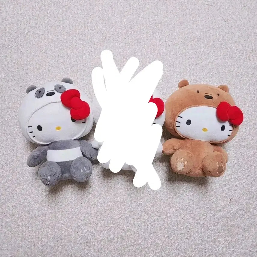 [BUNJANG] Hello Kitty We Bare Bears Collaboration Plush Doll Bundle / [일괄가격] 헬로키티 위베어베어스 콜라보 인형 2종