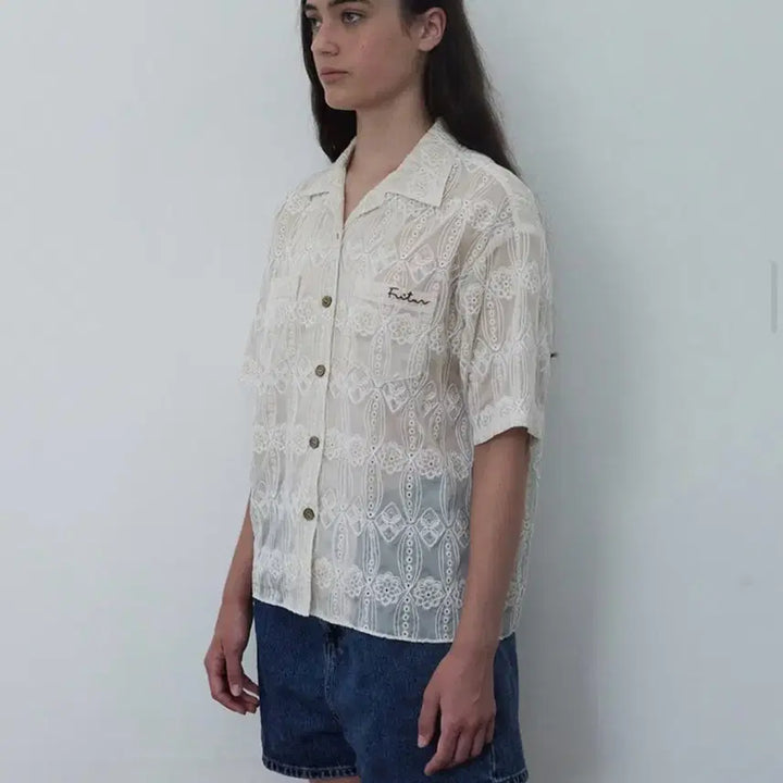 [SOLD OUT] 프리터 레이스 셔츠