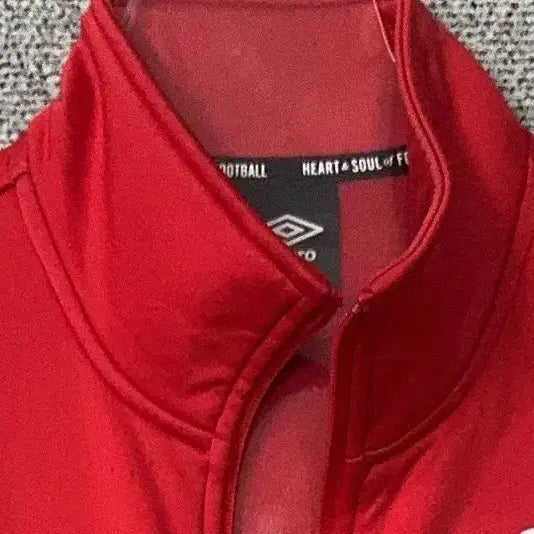 [SOLD OUT] 엄브로 프린팅 레드 빈티지 트랙탑 집업 90(M)