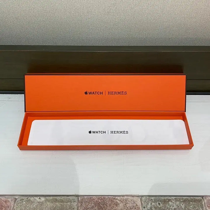 [SOLD OUT] 에르메스 애플워치 케이스