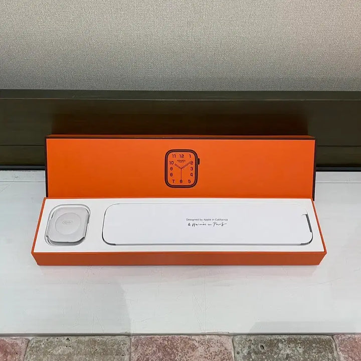[SOLD OUT] 에르메스 애플워치 케이스