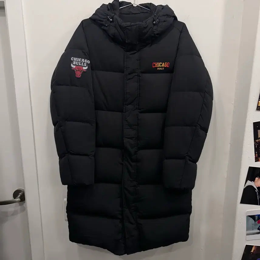 [BUNJANG] NBA Chicago Bulls Logo Duck Down Hooded Long Padded Jacket / NBA 시카고불스 로고 덕다운 후드 롱패딩