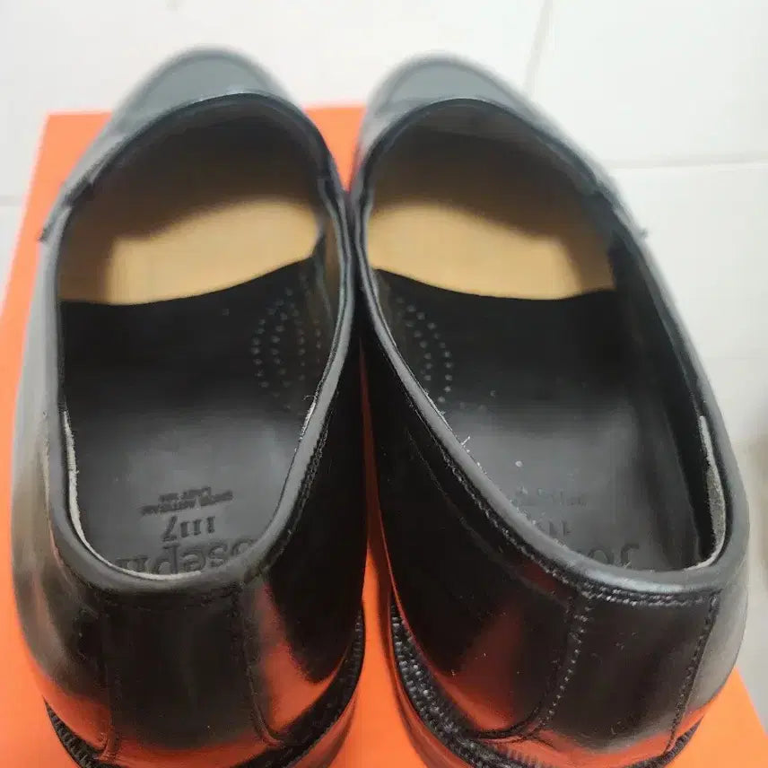 [BUNJANG] Josepht Daniel Loafer 270 Black / 조셉트 다니엘 로퍼 270 블랙
