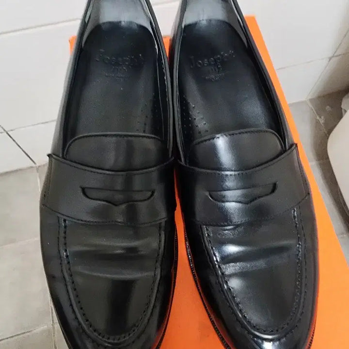 [BUNJANG] Josepht Daniel Loafer 270 Black / 조셉트 다니엘 로퍼 270 블랙