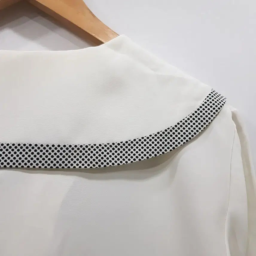 [SOLD OUT] JPN 빈티지 도트 타이 오피스룩 하객룩 긴팔 블라우스 여L Q433