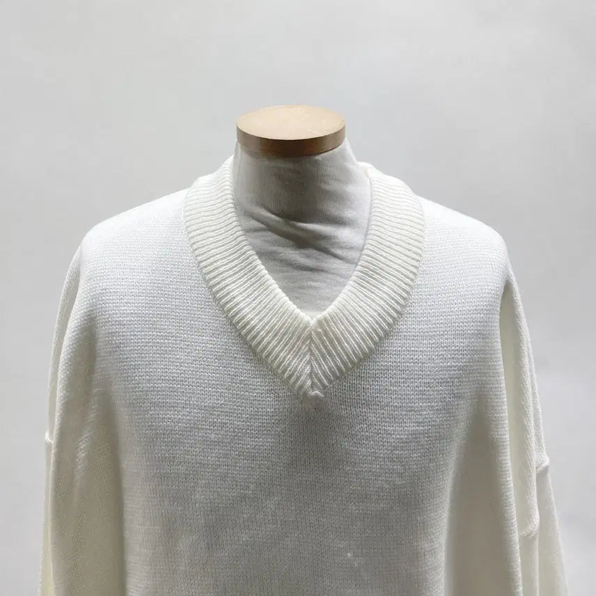 [BUNJANG] Magenta Studio Unisex V-Neck Knit Sweater / 마젠타스튜디오 공용 브이넥 니트 F 영구제 중고장터