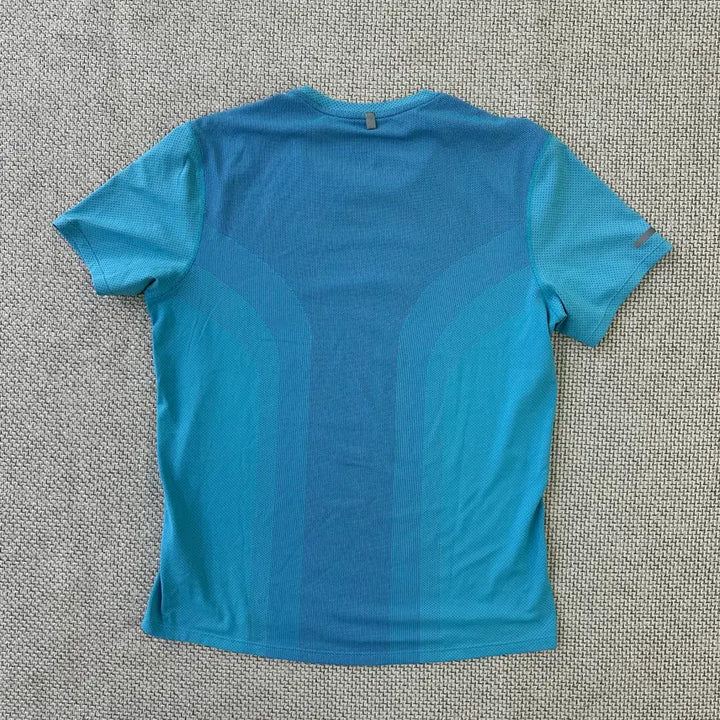 [SOLD OUT] M 나이키 드라이핏 러닝 반팔 티셔츠 0413D