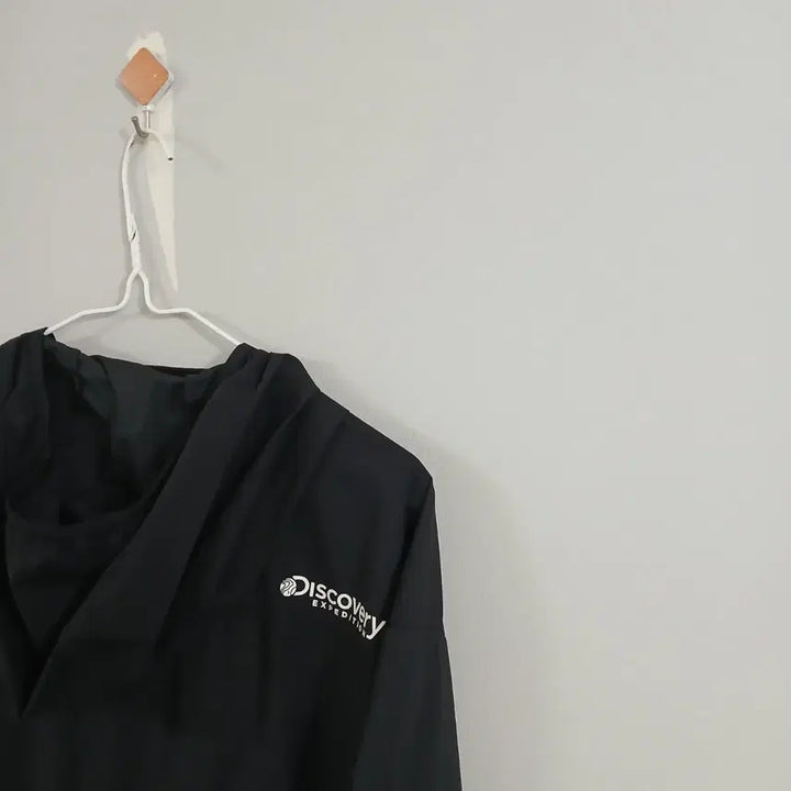 [SOLD OUT] 디스커버리 한겹 바람막이 정품 110