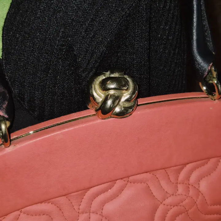 [BUNJANG] Moschino Cheap &amp; Chic Coral Leather Rose Handbag / 90s 모스키노 칩앤시크 코랄 레더 로즈 핸드백
