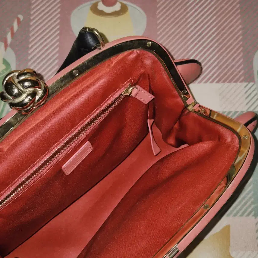 [BUNJANG] Moschino Cheap &amp; Chic Coral Leather Rose Handbag / 90s 모스키노 칩앤시크 코랄 레더 로즈 핸드백