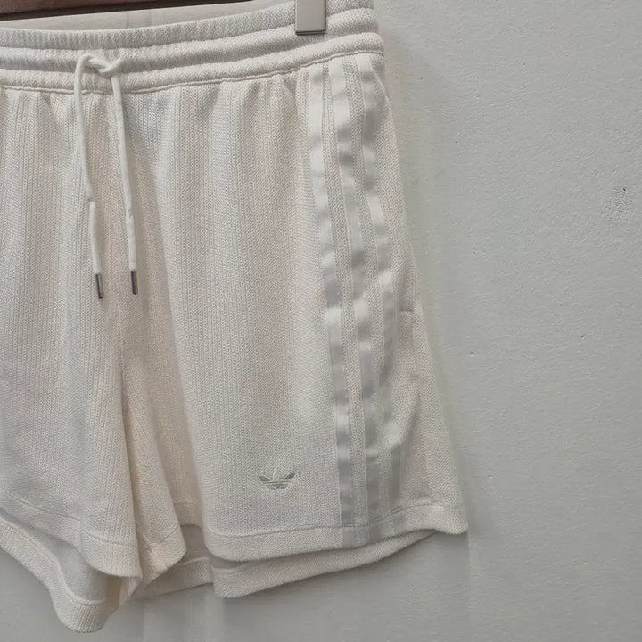 [BUNJANG] Adidas Adicolor Classic Waffle Shorts XL / 아디다스 아디컬러 클래식 와플 반바지 XL