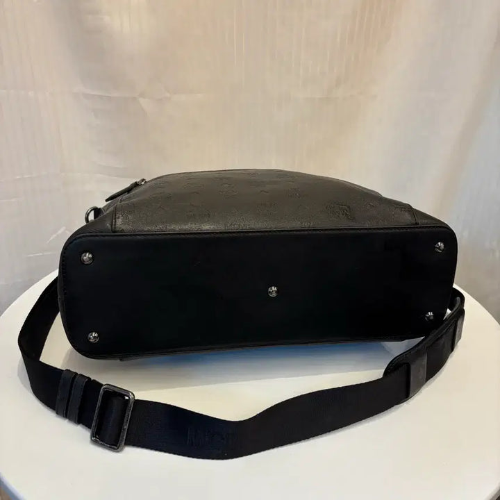 [BUNJANG] MCM Leather Tote Crossbag / 정품 MCM 남성 가죽 토트 크로스백