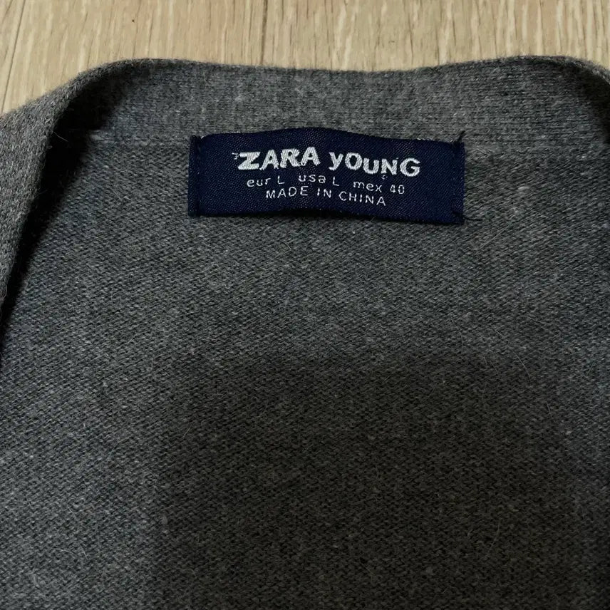 [BUNJANG] ZARA YOUNG Jacquard Knit Cardigan / ZARA YOUNG 모직 자카드 니트 가디건 L/100