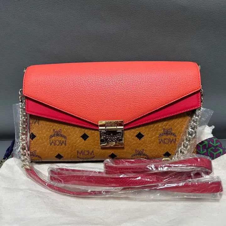 [SOLD OUT] mcm 비세토스 크로스백