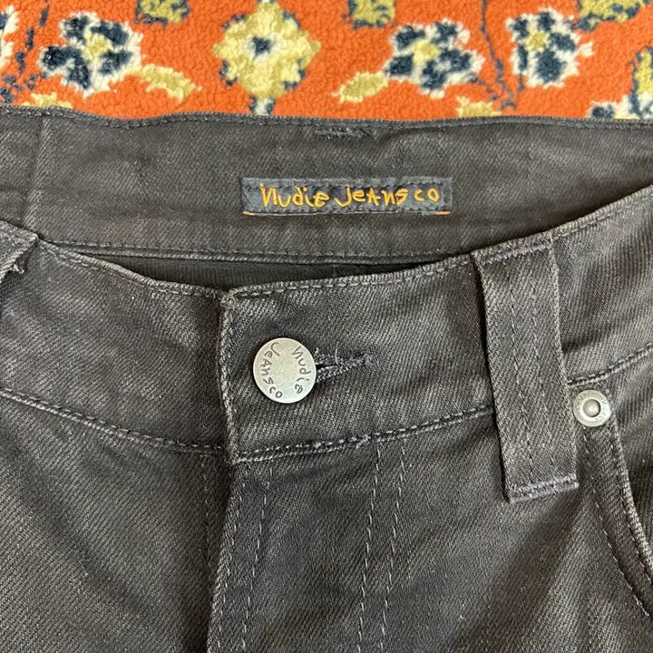 [SOLD OUT] [33] 누디진 씬핀 블랙 데님 팬츠