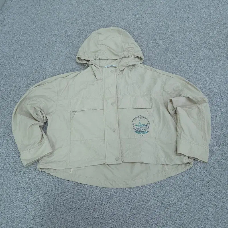 [SOLD OUT] FREE(99) 나이스클랍 바람막이 자켓 | B