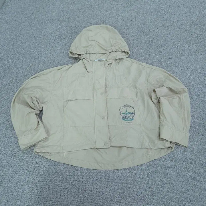 [SOLD OUT] FREE(99) 나이스클랍 바람막이 자켓 | B