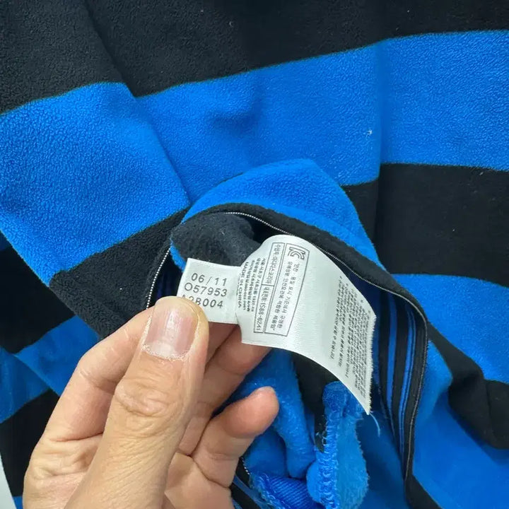 [BUNJANG] Adidas Striped Fleece Zip-Up Jacket (Size 105) / [만원 아라비아빈티지]아디다스 스트라이프 후리스 집업 105