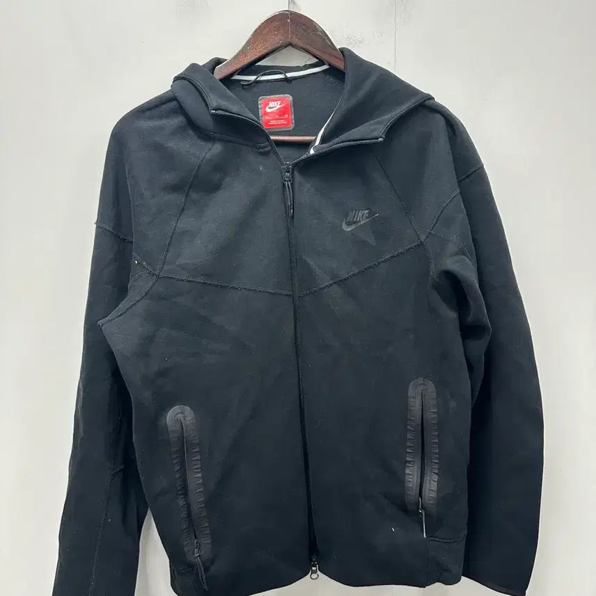 [BUNJANG] Nike Tech Fleece Black Hoodie Zip-up / [만원 아라비아빈티지]나이키 테크 플리스 블랙 후드 집업 105